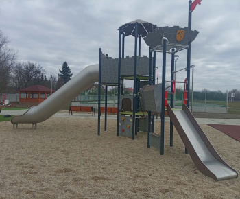 Projekty - publicita / Areál pohybových a voľnočasových aktivít v obci Streda nad Bodrogom - foto