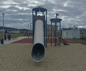 Projekty - publicita / Areál pohybových a voľnočasových aktivít v obci Streda nad Bodrogom - foto